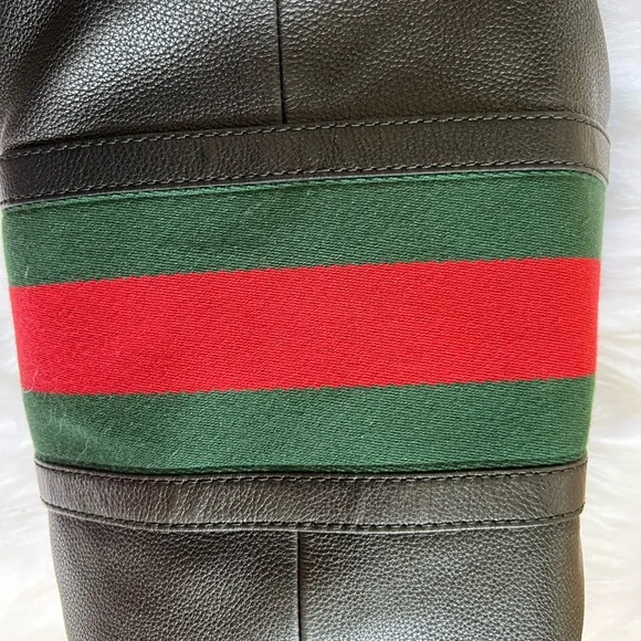 Gucci Boston, Preloved, strong perfume smell - Picture 3 of 17